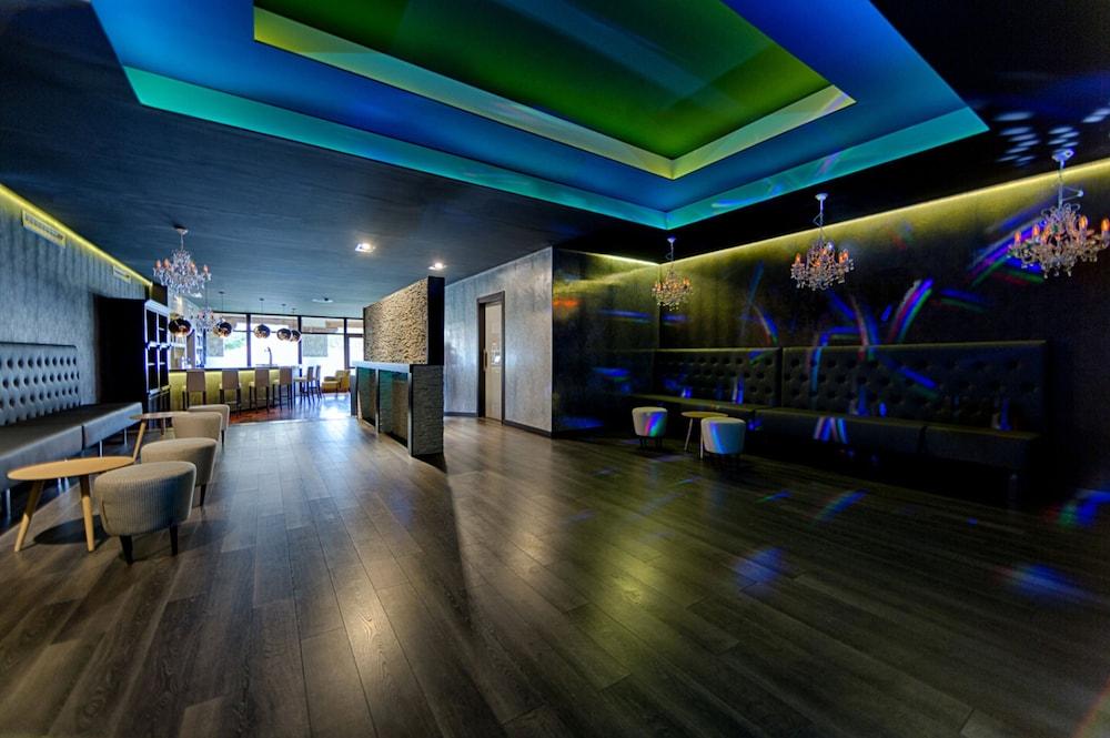 Azz Penafiel Las Claras Hotel & Spa Luaran gambar