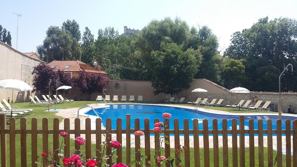 Azz Penafiel Las Claras Hotel & Spa Luaran gambar