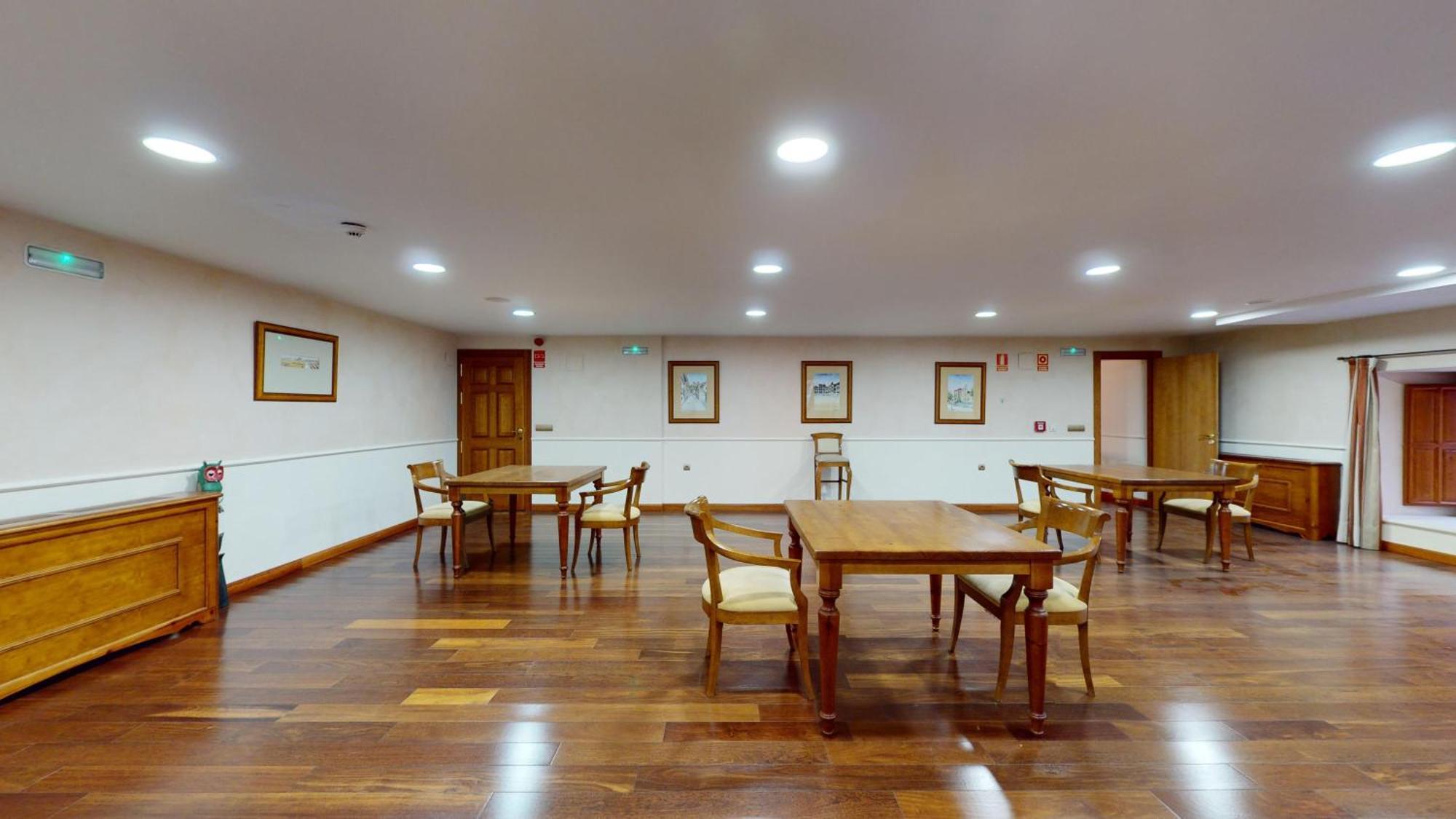 Azz Penafiel Las Claras Hotel & Spa Luaran gambar