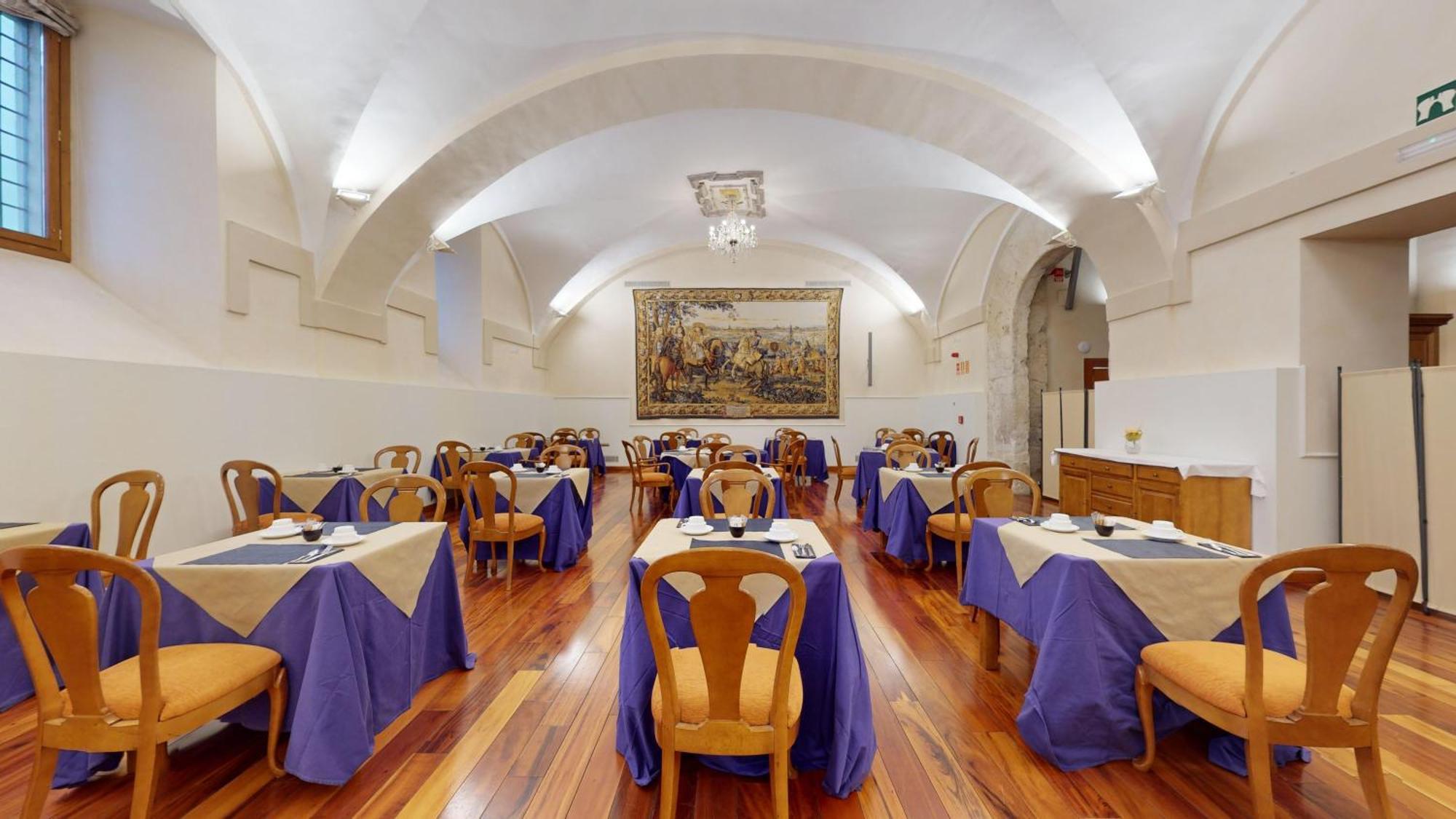 Azz Penafiel Las Claras Hotel & Spa Luaran gambar
