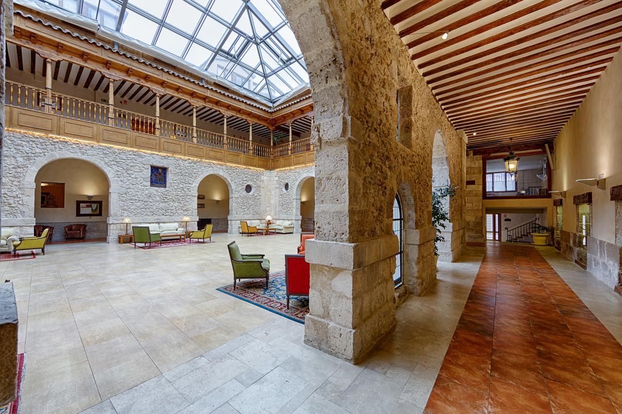 Azz Penafiel Las Claras Hotel & Spa Luaran gambar