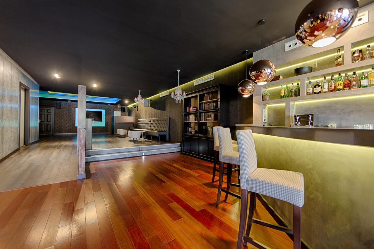Azz Penafiel Las Claras Hotel & Spa Luaran gambar