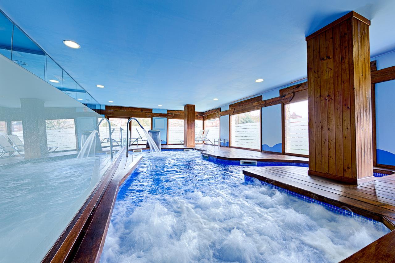 Azz Penafiel Las Claras Hotel & Spa Luaran gambar